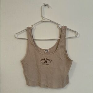 ✨3/$33 SALE Garage “Wild west” crop top
